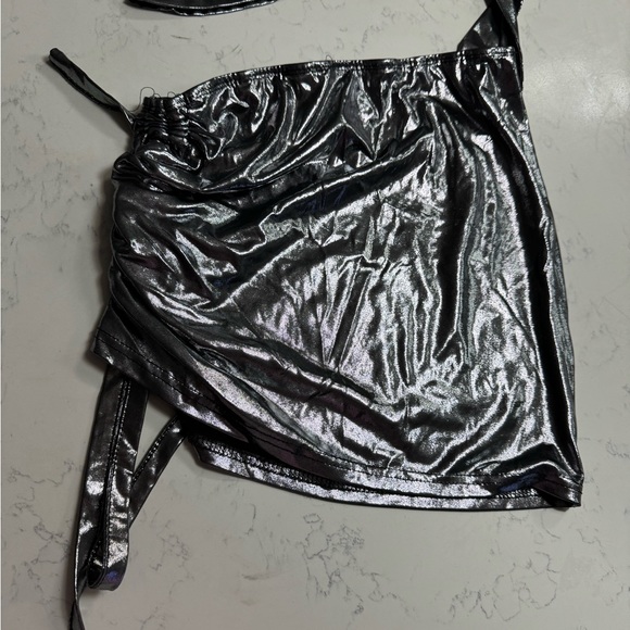 Metallic Skirt Set - Picture 2 of 5